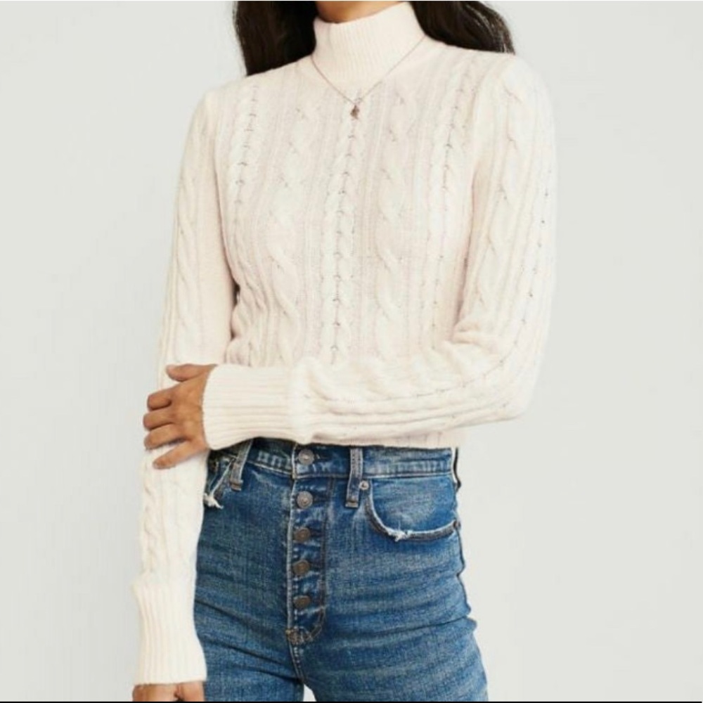 Abercrombie and Fitch turtleneck sweater